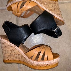 Dolce Vida Wedges